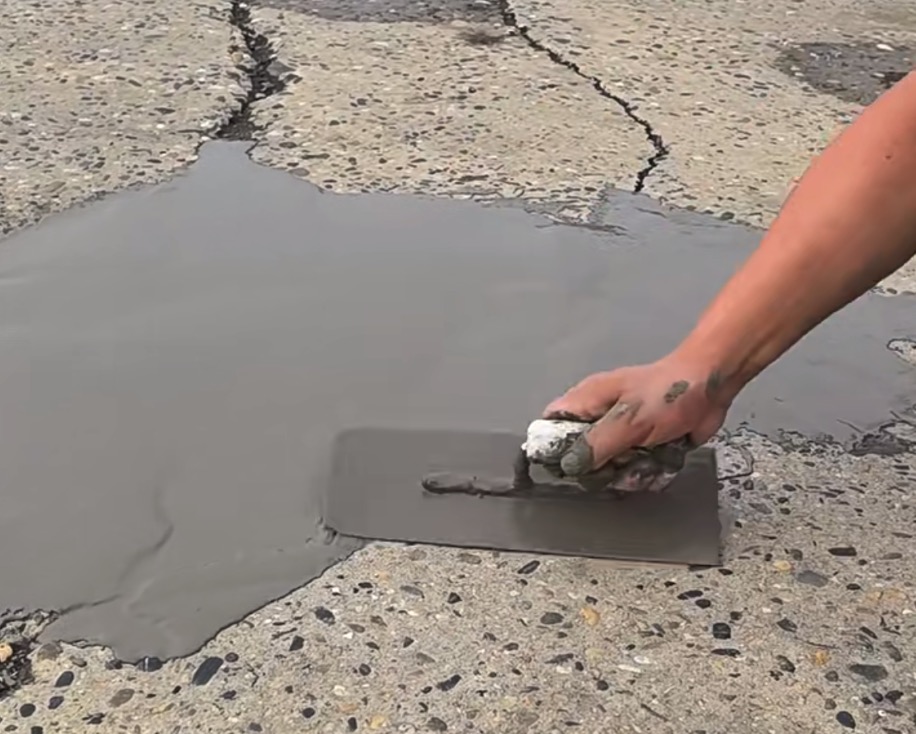 昌江CGM 高效薄层道路修补料（CGM 道路抢修料）